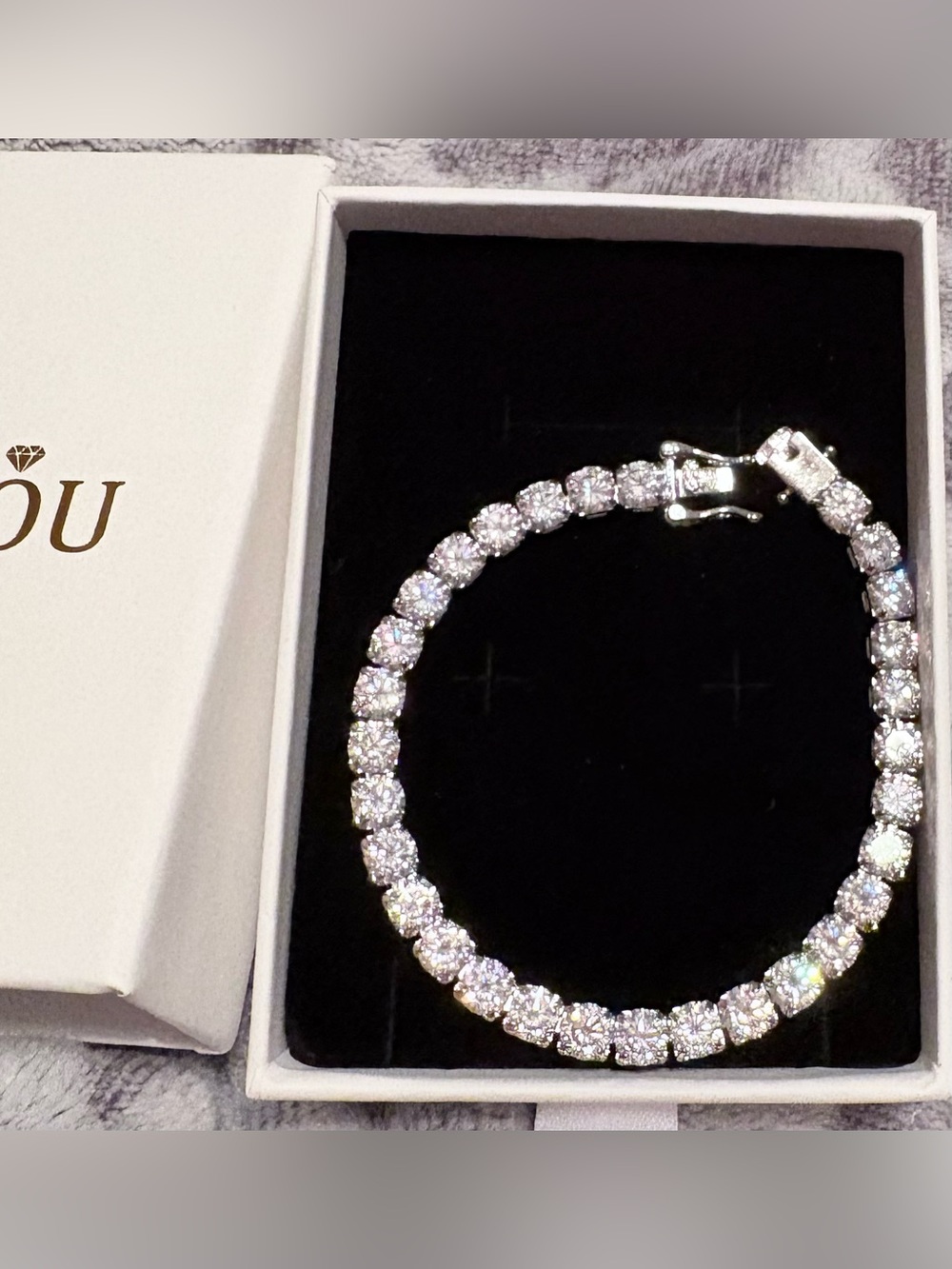 5MM Moissanite Tennis Bracelet S925 (S925 is NOT stamped on the bracelet) - Picture 4 of 4